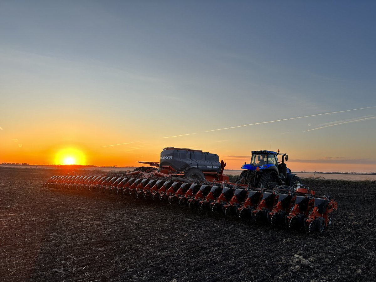 About ready to get back out there and finish #plant25 after a 10-12 day rain delay. Next up, edible beans!