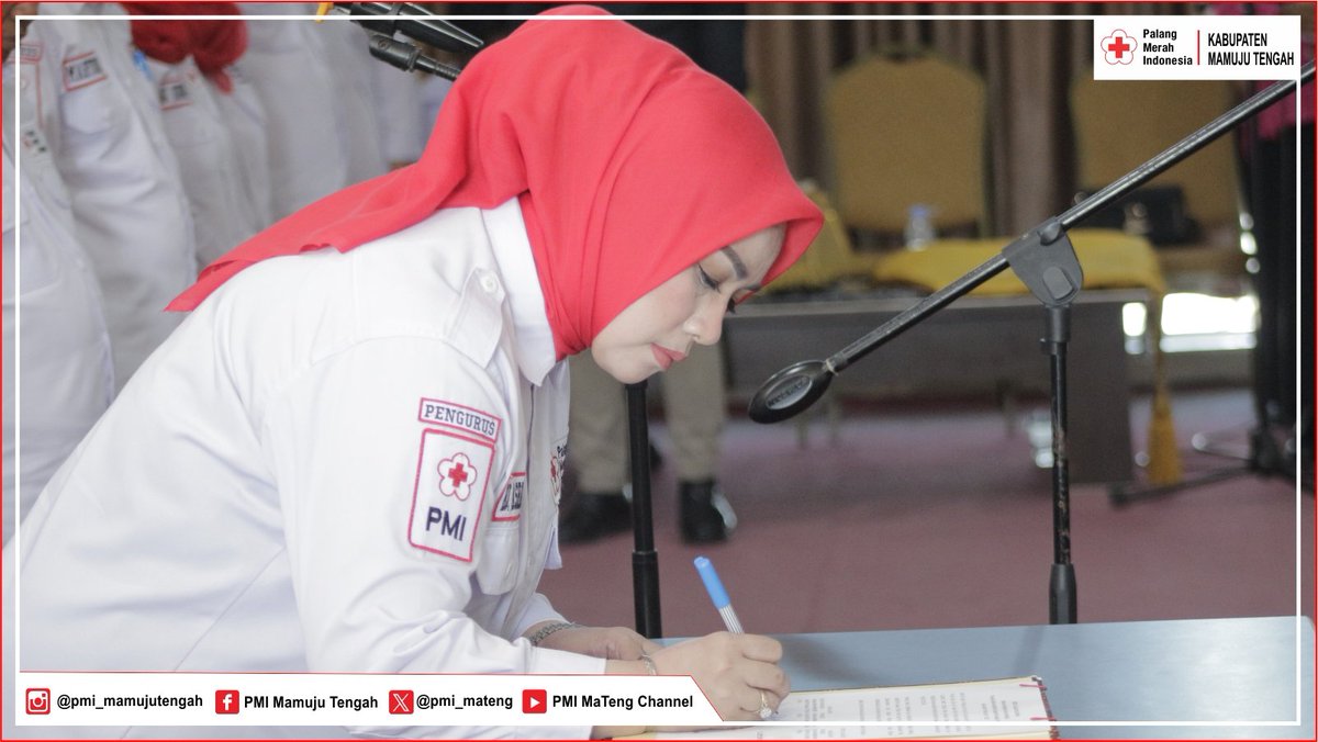 pmi_mateng's tweet photo. Pelantikan pengurus PMI Kabupaten Mamuju Tengah Masa Bakti 2025-2030.

Jumat (23/05/2025) Ketua PMI Kabupaten Mamuju Tengah @asrianiarsalaras dan ketua dewan kehormatan @nirmalasariaras dilantik menjadi pengurus dan dewan kehormatan @pmi_mamujutengah masa bakti 2025-2030. https://t.co/DaZHnLcBOM