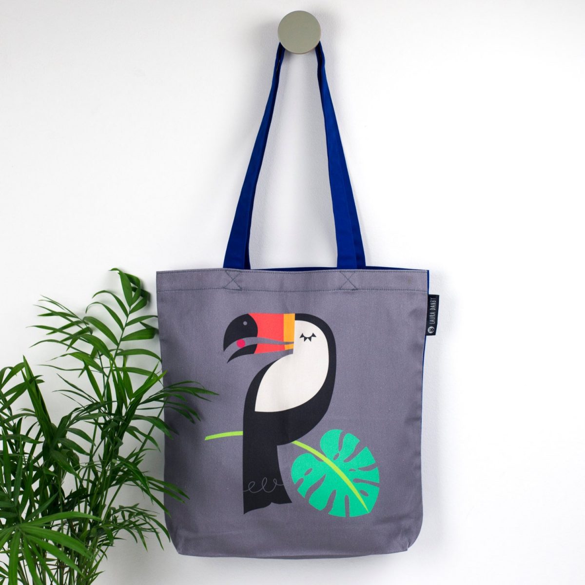 Toucan Tote Bag, Canvas Tote Bag, Scandinavian Design, Tropical Bird Print Gift, Hand sewn Toucan Shopper, Monstera leaf print, Kid Book Bag tuppu.net/9bd34e13 #UKCrafters #ShopIndie #EarlyBiz #UKGiftHour #Shopsmall #KraftSpace #Laura_danby