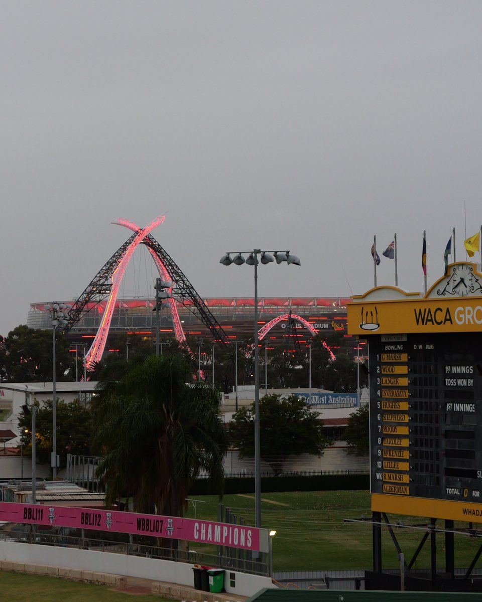 Landmarks around Perth lit up red this week to mark National Volunteer Week 

Volunteers are the real heros of our local sporting communities 🖤💛

#NVW2025