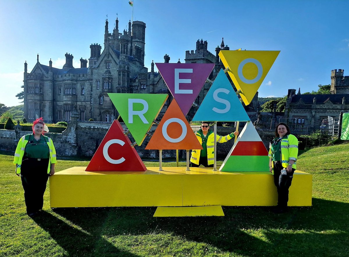 St John Ambulance Cymru (@sjacymru) on Twitter photo Mae ein #PoblStJohnPeople wedi bod yn cefnogi ymarferion Eisteddfod yr <a href="/Urdd/">Urdd Gobaith Cymru</a> ym Mharc Margam dros yr ychydig ddyddiau diwethaf. Dewch i ddweud helo os ydych chi'n mynd i'r Maes wythnos nesaf! #urdd2025 Mae ein #PoblStJohnPeople wedi bod yn cefnogi ymarferion Eisteddfod yr <a href="/Urdd/">Urdd Gobaith Cymru</a> ym Mharc Margam dros yr ychydig ddyddiau diwethaf. Dewch i ddweud helo os ydych chi'n mynd i'r Maes wythnos nesaf! #urdd2025