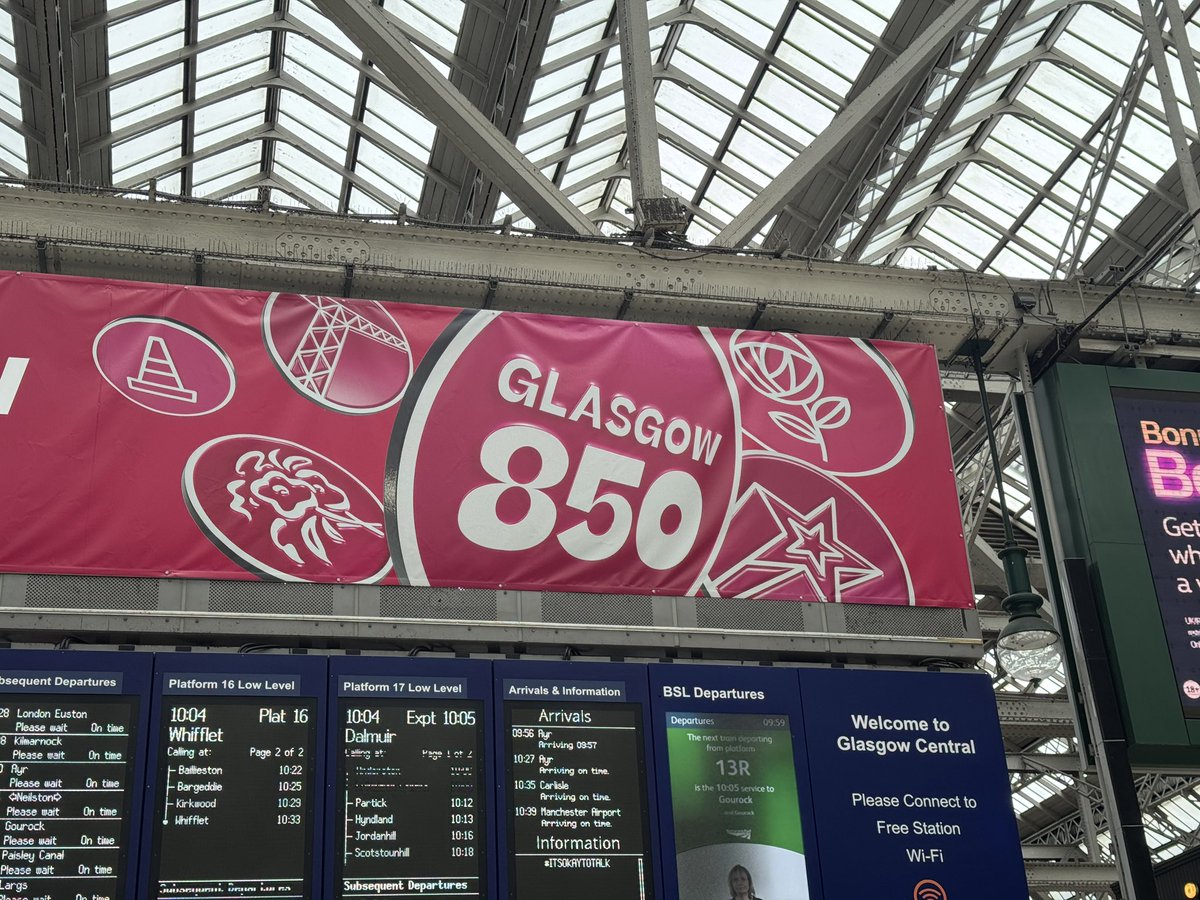 Kenny Brophy (@urbanprehisto) on Twitter photo Glasgow 850 branding at Glasgow Central Station including Garden Festival logo
<a href="/AtGF1988/">After the Garden Festival...</a> Glasgow 850 branding at Glasgow Central Station including Garden Festival logo
<a href="/AtGF1988/">After the Garden Festival...</a>
