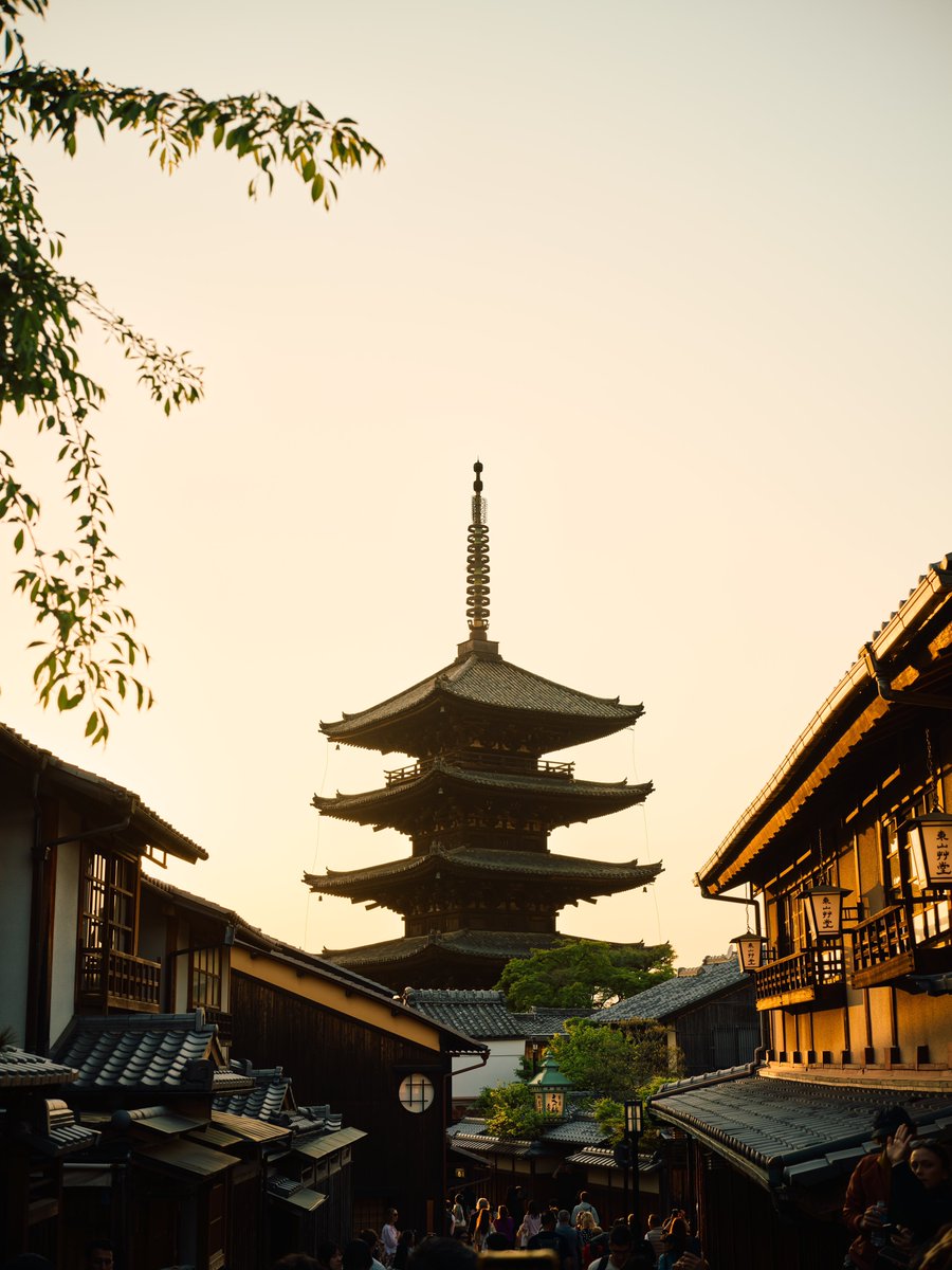 TOKYO vs KYOTO