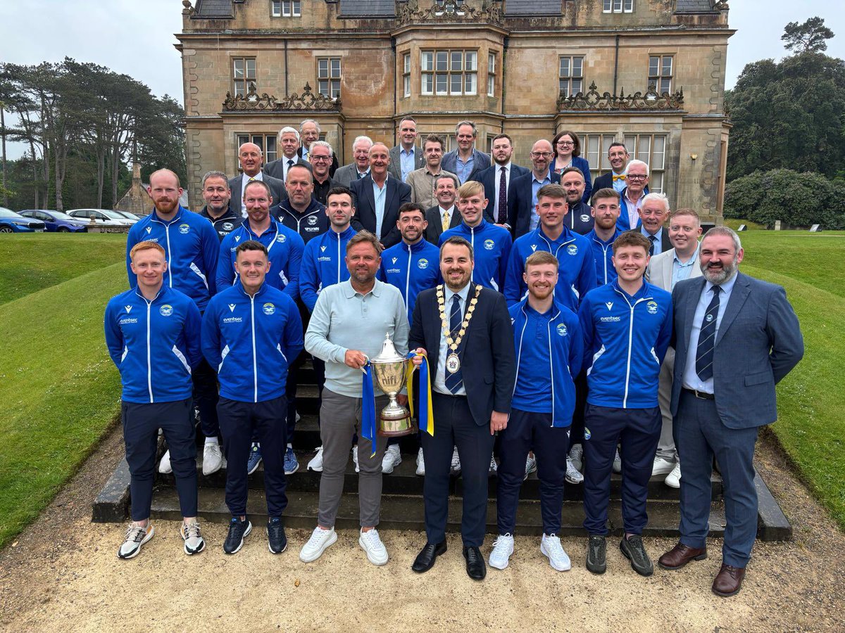 🏆 We were delighted to visit Bangor Castle last night for a Mayoral Reception to mark our successful Championship season. 

Thank you to Mayor Alistair Cathcart for the kind invitation. 

🟡🔵