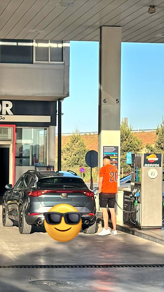 Estoy en disposición de desmentirlo. Me acabo de cruzar con él en Albacete.
