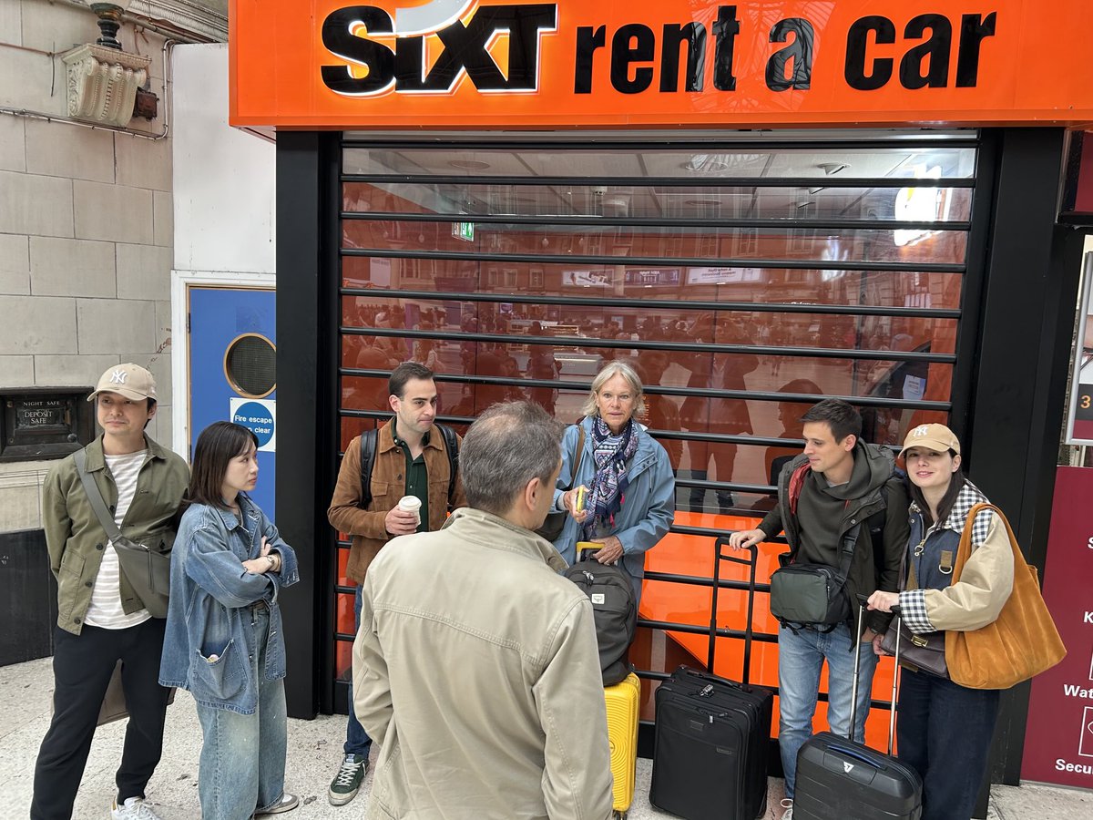 Mark Napier (@marknapier3) on Twitter photo So this is <a href="/SixtCar/">Sixt Rent a Car</a> at Victoria Station - where we were told the only Sixt person here is attending to another customer in the car park. Apparently that’s not even true!! 75 mins late opening So this is <a href="/SixtCar/">Sixt Rent a Car</a> at Victoria Station - where we were told the only Sixt person here is attending to another customer in the car park. Apparently that’s not even true!! 75 mins late opening