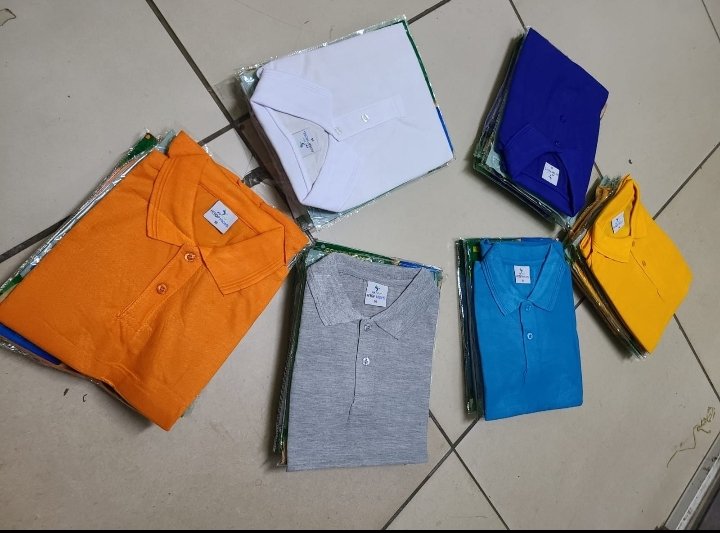 okoyo_peter254's tweet image. Plug wako wa round neck and polo t-shirts, and now, introducing trucker huts
Plain round neck @ 380, branded @ 600
Plain polo @ 600, branded @ 800
Plain trucker hats @ 300, branded @ 400
📞 0115 311 503 or 0714 694 181
Ps. We are an Online Store, free delivery within CBD