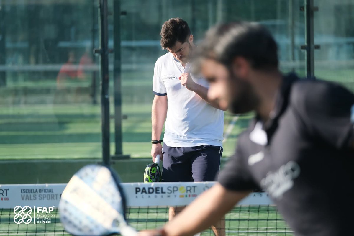 🏆 Campeonato de Andalucía por Equipos Absolutos de 3ª y 4ª cat en #Malaga
✳️Tras el vibrante inicio de ayer, comienza ya la gran jornada de sábado de esta cita doble con 28 equipos y 454 deportistas

📍 Valsport Cónsul

📸 fap.es/galeria

📝 fap.es
