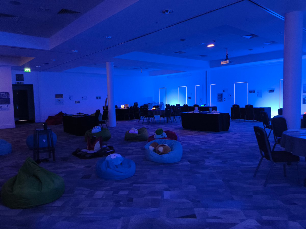 We're still at #MCMComicCon with our Reset Room! If you need to take a break for any reason, come by. It's quieter in here! We also have mental health information and lo-fi activities. It's run by today's awesome crew right here! 🧠🎮

Find us upstairs in the Platinum Suite!
