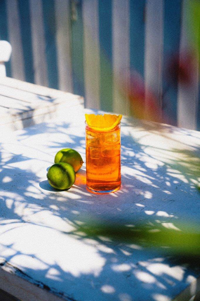 Cesenatico_BV's tweet photo. NASCE IL DRINK DELL’ESTATE ROMAGNOLA.
Si chiama “Bellavita” il nuovo cocktail pronto a diventare l’icona dell’estate 2025.
Un omaggio al gusto, al territorio e alla convivialità. Da un’idea del Consorzio Cesenatico Bellavita, firmato Premiata Officina Lugaresi e Drink Factory. https://t.co/GFEizcXSrG