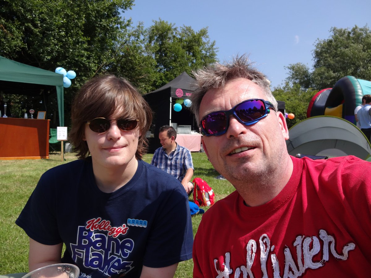RichardRawcliff's tweet image. Posting this again as now T minus 14 hours for my 24 hour walk starting at midnight tonight and looks like the weather may be better than forecast (I hope so 😀).
Why am I walking for 24 hours? My son Joe would have been 32 on Sunday had we not lost him to a brain tumour 5…