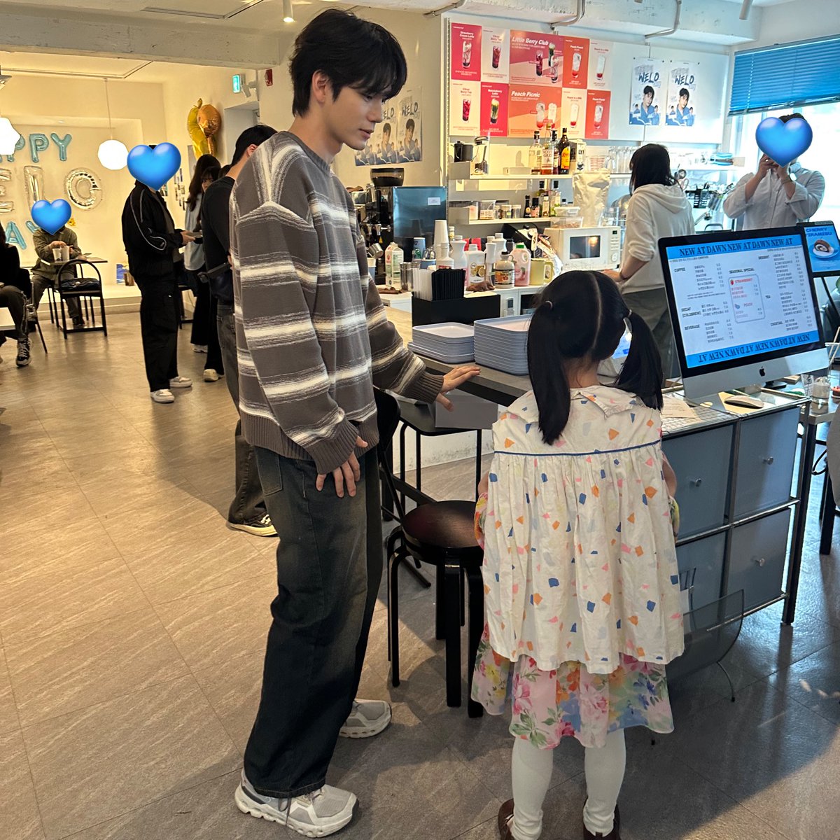 WELO_jirONG's tweet photo. ㅠㅠㅠㅠㅠ오늘 대박ㅠㅠㅠㅠ
성우야 고마워💙💙💙💙
최고의 위로데이🙇🏻✨
#옹성우 #HAPPY_WELO_DAY https://t.co/l4WMJBhKAm