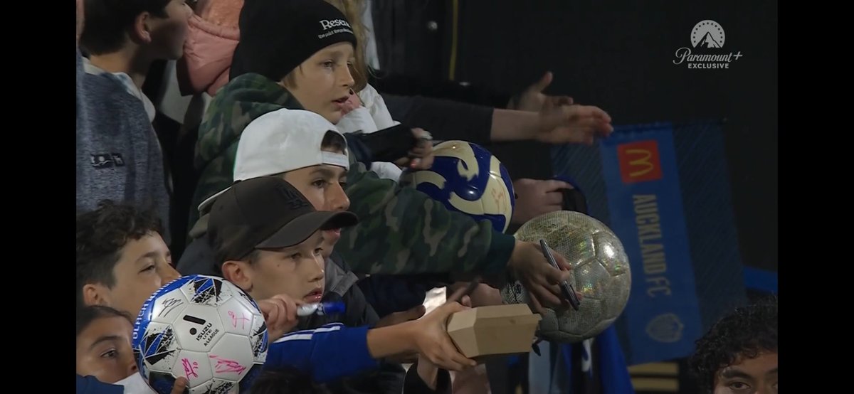 Bless the kid asking for his takeaway box to be signed