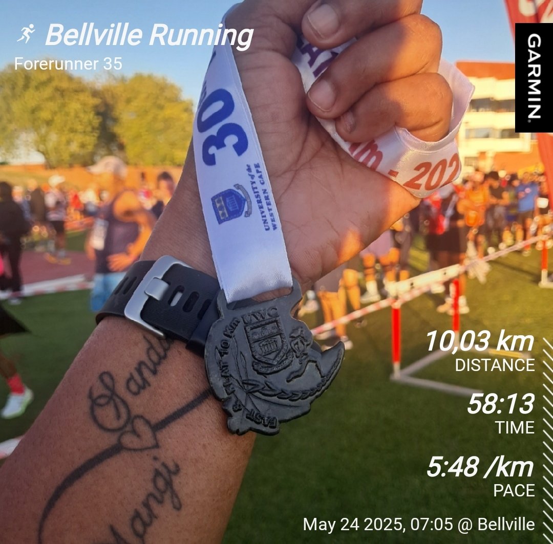 TitaMcunukelwa's tweet photo. UWC Fast and Flat 10km done ✔️
met my tall honey @Devandy10 ❤️
#Running
#RunningBuddies
#IPaintedMyRun
#FetchYourBody2025
#TheStreetsAreCalling
#Coffee https://t.co/15UcypV0OV