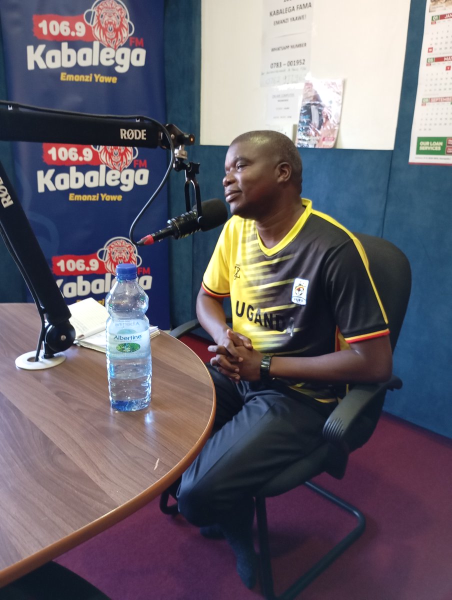 106.9 Kabalega FM (@fmkabalega) on Twitter photo .<a href="/pius_wakab9346/">Hon pius wakabi</a> : Nka famire eya omugenzi Dr.Rujumba, atakafiire, akalekaho acre 20 , yazileka omu kiraamo, yagamba ngu mu acre 20 ezo, mutekahoga ekintu ekirakonyera public Kyarwiru aho.
Obwire buhika, famire eikaara echwamu.
#IhangaRukanga
#KabalegafmUpdates .<a href="/pius_wakab9346/">Hon pius wakabi</a> : Nka famire eya omugenzi Dr.Rujumba, atakafiire, akalekaho acre 20 , yazileka omu kiraamo, yagamba ngu mu acre 20 ezo, mutekahoga ekintu ekirakonyera public Kyarwiru aho.
Obwire buhika, famire eikaara echwamu.
#IhangaRukanga
#KabalegafmUpdates