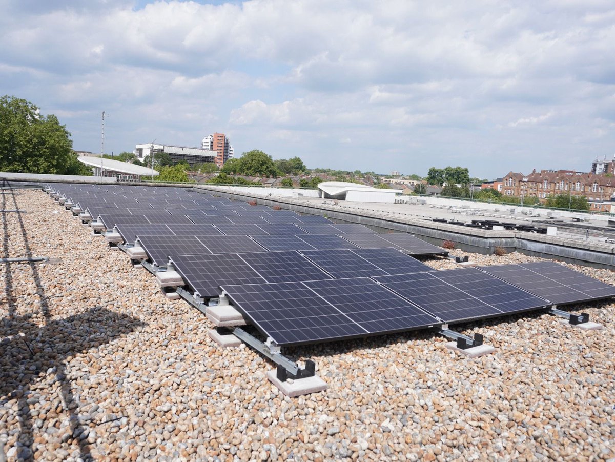 Uma Kumaran MP (@uma_kumaran) on Twitter photo ☀️A fab afternoon… on the roof of Stratford Library!
They’re now home to community-owned solar panels thanks to Community Energy Newham, <a href="/RepowerLondon/">Repowering London</a> and <a href="/NewhamLondon/">Newham London 💙</a>
Clean, affordable energy made by and for our community
Proud to support local climate action that puts ☀️A fab afternoon… on the roof of Stratford Library!
They’re now home to community-owned solar panels thanks to Community Energy Newham, <a href="/RepowerLondon/">Repowering London</a> and <a href="/NewhamLondon/">Newham London 💙</a>
Clean, affordable energy made by and for our community
Proud to support local climate action that puts