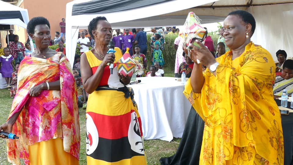 Nyakikongoro_R's tweet image. I was happy to attend Kagango women’s day . I appreciated the women for the work they are doing to support their families. I urged them to utilize government programs especially UWEP and PDM.