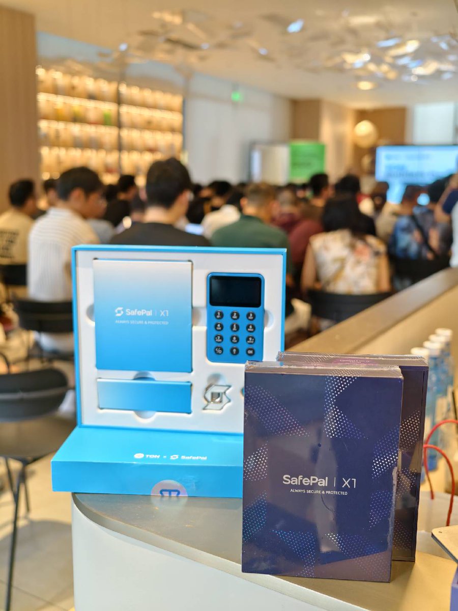 iSafePal's tweet image. 💎 Live from #TON Builders Day in HK!
Connecting, exchanging ideas, and building on The Open Network with SafePal & @tonsocietyhk 🙌