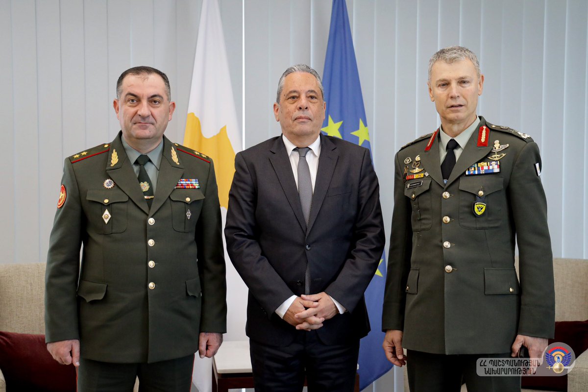 MoD of Armenia ๐ฆ๐ฒ (@armeniamodteam) on Twitter photo ๐ฆ๐ฒ๐จ๐พDuring his official visit to #Cyprus, First Dep Min of Defence-Chief of the GS of the Armed Forces of #Armenia, Lt. Gen. Edward Asryan,was received by ๐จ๐พ Def Min Vasilis Palmas <a href="/PalmasVasilis/">Vasilis Palmas</a>.
They discussed๐ฆ๐ฒโ๐จ๐พ #defence ties, ๐ฆ๐ฒ๐ฌ๐ท๐จ๐พ trilateral coop,&regional&intl security. ๐ฆ๐ฒ๐จ๐พDuring his official visit to #Cyprus, First Dep Min of Defence-Chief of the GS of the Armed Forces of #Armenia, Lt. Gen. Edward Asryan,was received by ๐จ๐พ Def Min Vasilis Palmas <a href="/PalmasVasilis/">Vasilis Palmas</a>.
They discussed๐ฆ๐ฒโ๐จ๐พ #defence ties, ๐ฆ๐ฒ๐ฌ๐ท๐จ๐พ trilateral coop,&regional&intl security.