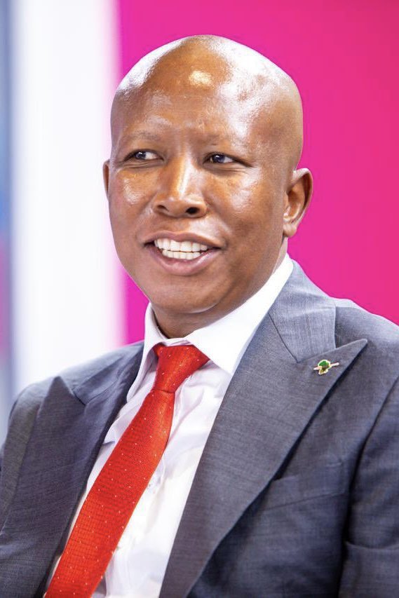 KαVυɱҽȥιƚԋα Fυȥҽ 🗨 (@zam_okuhle65) on Twitter photo We were told the aim was to collapse EFF to form the other party. That failed. <a href="/Julius_S_Malema/">Julius Sello Malema</a> has been sworn at since day 1, now they want him to join them. He must just move on from their attacks & insults.
Make it make sense. We were told the aim was to collapse EFF to form the other party. That failed. <a href="/Julius_S_Malema/">Julius Sello Malema</a> has been sworn at since day 1, now they want him to join them. He must just move on from their attacks & insults.
Make it make sense.