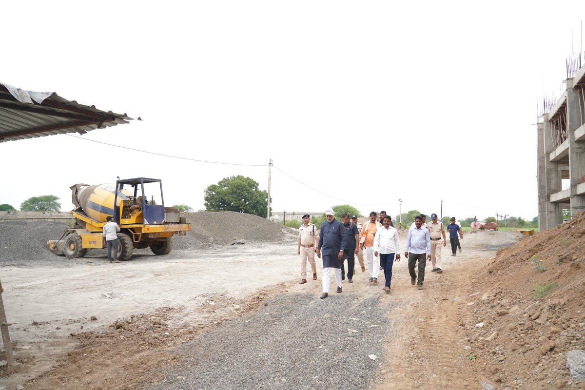 Prahlad Singh Patel ( वृक्ष से जल, जल से जीवन) tweet media