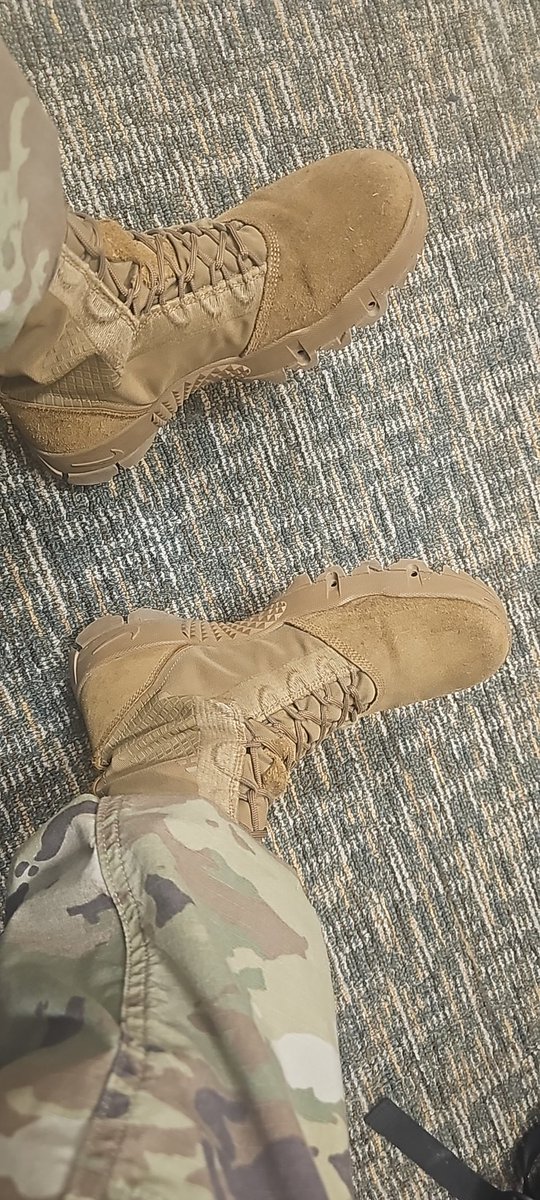 <a href="/SnkrsStock/">SNKRS STOCK</a> Staff Duty, but I still got the Swoosh!