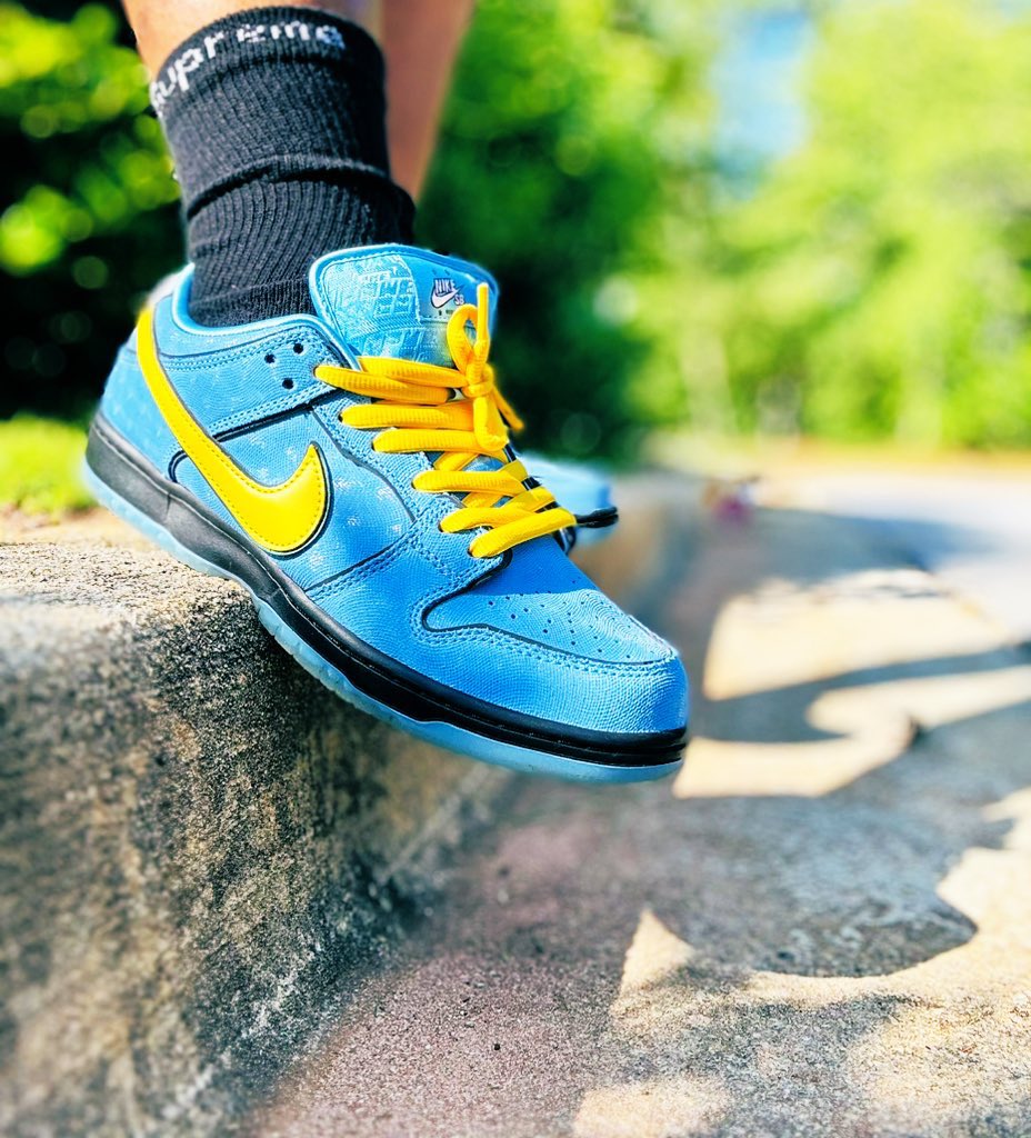 <a href="/SnkrsStock/">SNKRS STOCK</a>