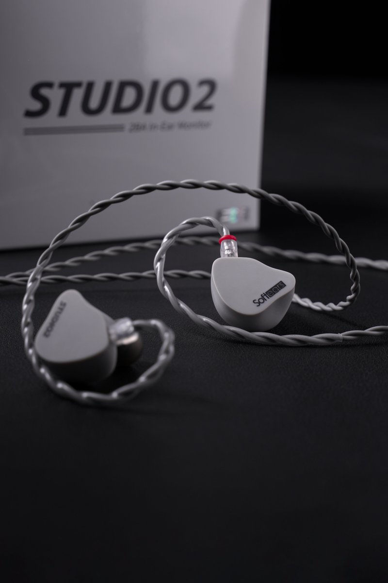 HifigoJp's tweet image. ☔️雨の日は、おうちでChillしよ🍾

 Softears「Studio2」(2BA)
まったりリスニングにぴったりのサウンド👇

HiFiGo: hifigo.com/products/softe…
AliExpress: aliexpress.com/item/100500906…

#Softears #HiFiGo #Studio2 #オーディオ #HiFi #IEM