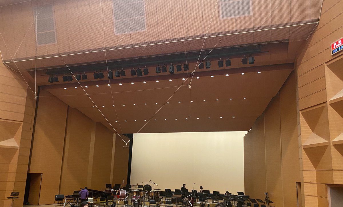 招待券貰ったので某コンサートに来てみた。