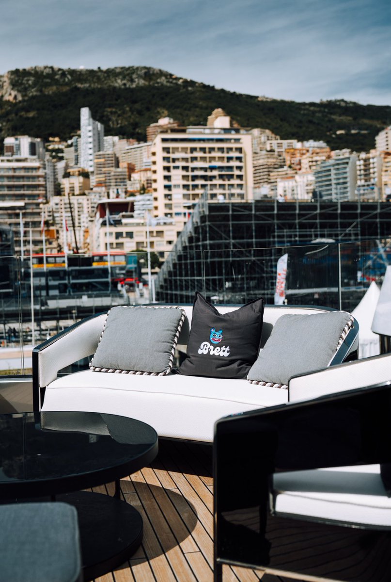 BrettBrosCN's tweet image. Monaco, here we come

摩纳哥，我们来了

💙🏎️🇲🇨