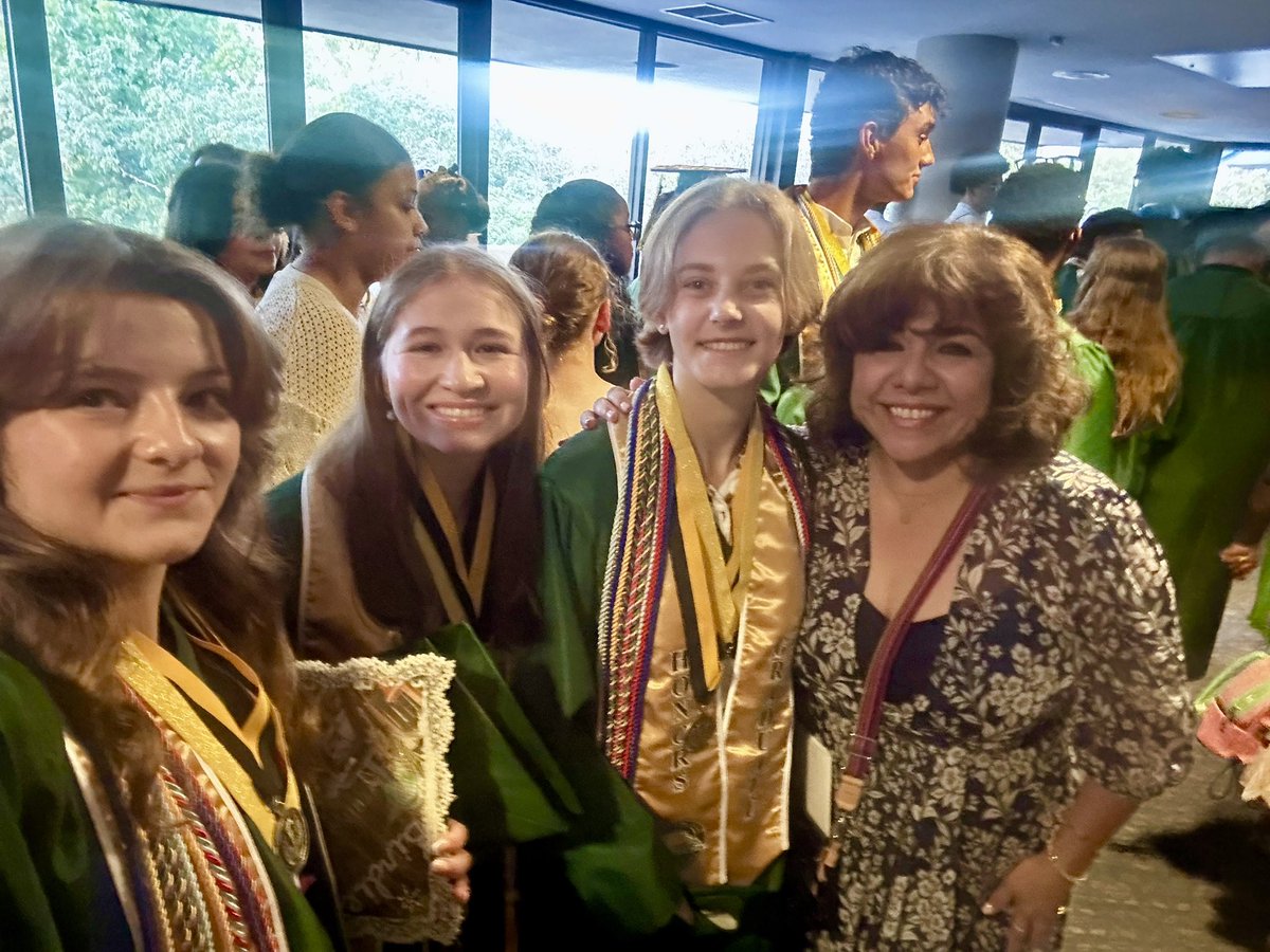 Congrats <a href="/RGC_MS_HS/">Robert G. Cole Middle/High School</a> Class of 2025!🎉💚💛 Beyond proud of our Cougar graduates! 🎓 <a href="/FSHISD/">Fort Sam Houston ISD</a>