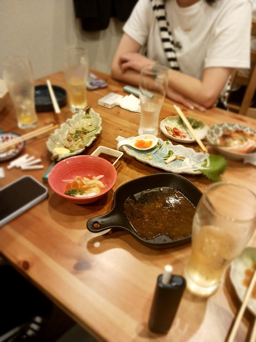 Sick01540206's tweet photo. @_ma_me_mo_chi 酒だけは毎日飲んでる https://t.co/Ew01xnjPUG