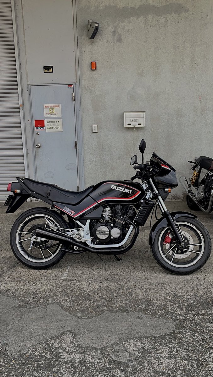 528451's tweet image. 何を間違えたらこうなるのか