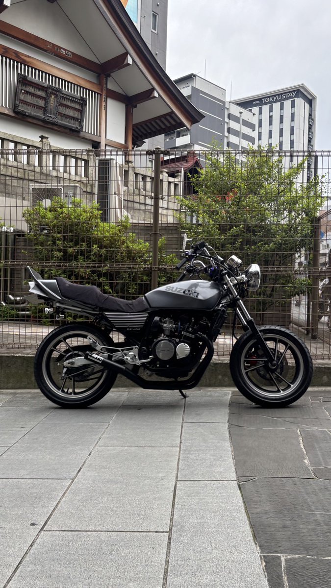 528451's tweet image. 何を間違えたらこうなるのか