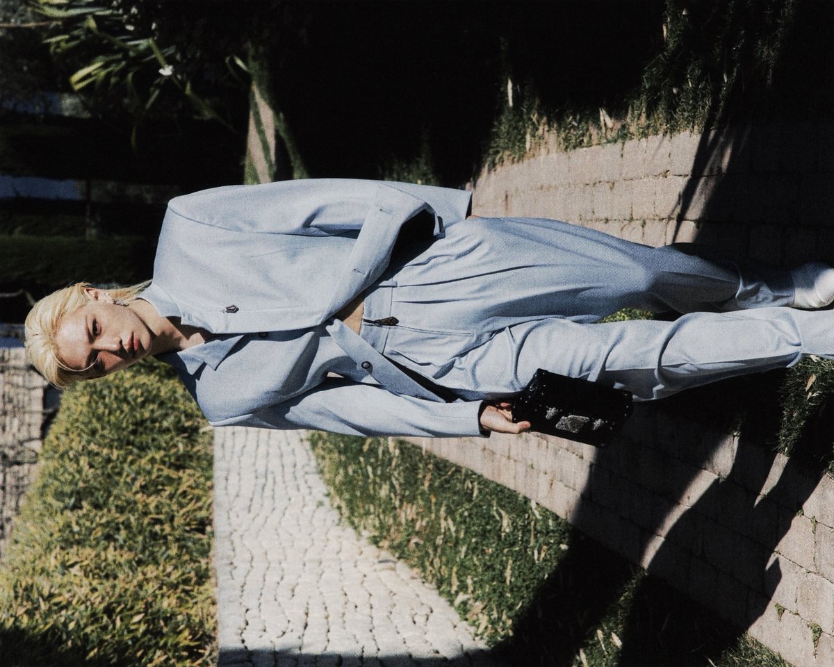 0915file's tweet image. prince felix at lv cruise 26 ✦