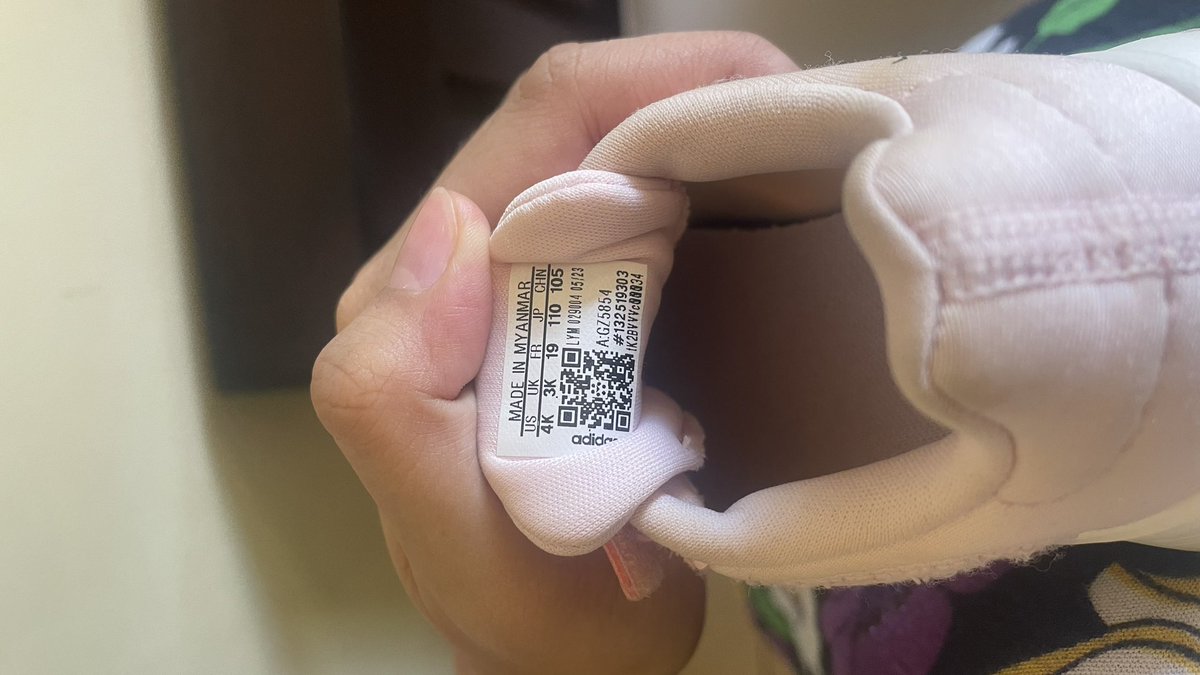 cadepee's tweet image. Sepatu adidas anak ORI 150k aja