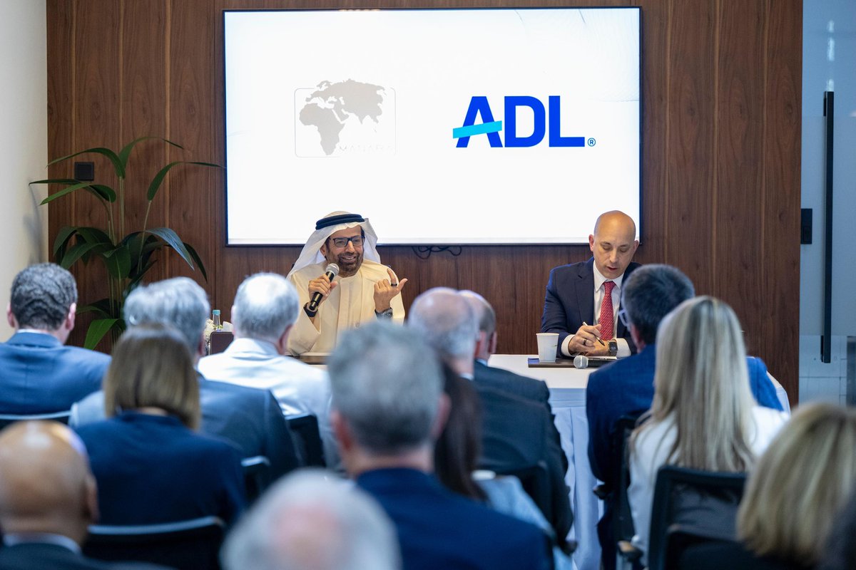 ManaraCCD's tweet image. Powerful conversations with @ADL at #Manara.
From challenging hate to championing coexistence, we explored shared values and bold ideas for a more inclusive future.
حوارات ملهمة مع @ADL في #منارة.
من مواجهة الكراهية إلى تعزيز التعايش، ناقشنا قيماً مشتركة وأفكاراً جريئة من أجل…