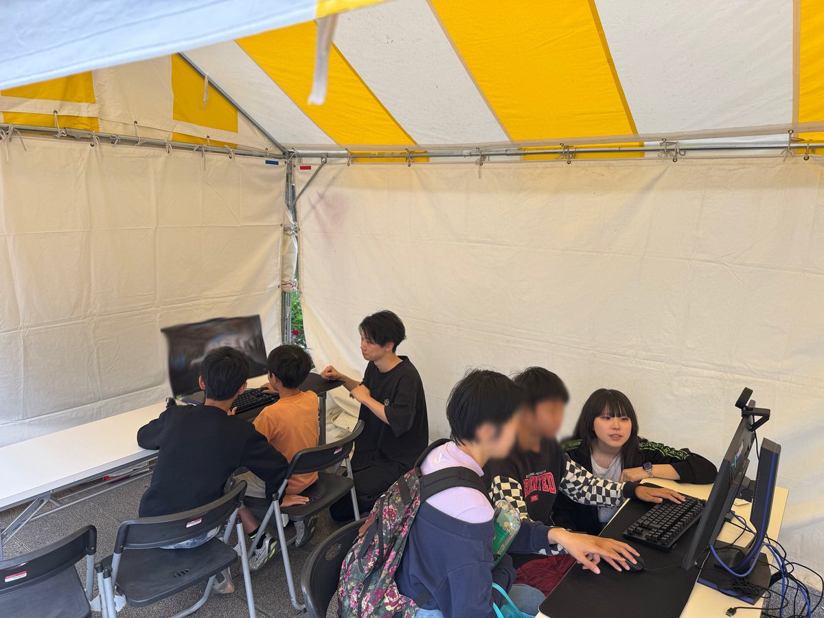 本日こちらのイベントに出展中です！

ゲーミングPC体験ブース
数量限定
オリジナルウェットティッシュ配布‼️

生徒たちも運営に参加してくれてます！
是非お立ち寄りください🎮

#eスポーツ高等学院
#ヨコハマeスタジアム
#tvkかながわMIRAIストリート