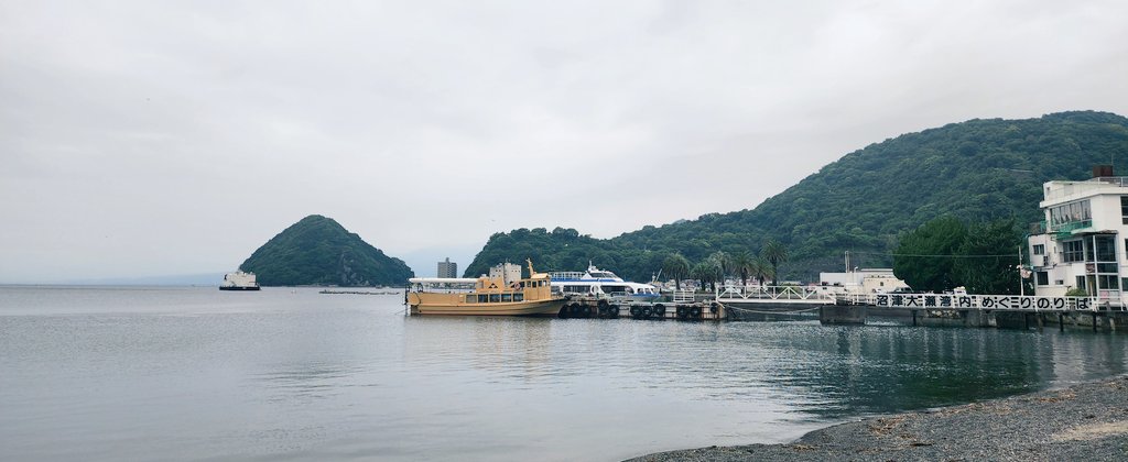 chaochuru_999's tweet photo. 心がザワついてる時はここに来るに限る

ある気持ちが心の中にずっとある…でもそれに気付きたくない、そんなはずない、認めたくないと自分でそれを抑えつけてイライラしちゃう… 

その繰り返しに疲れてきちゃった…
認めちゃった方が楽になれるのかな https://t.co/ekVNG4fCTx