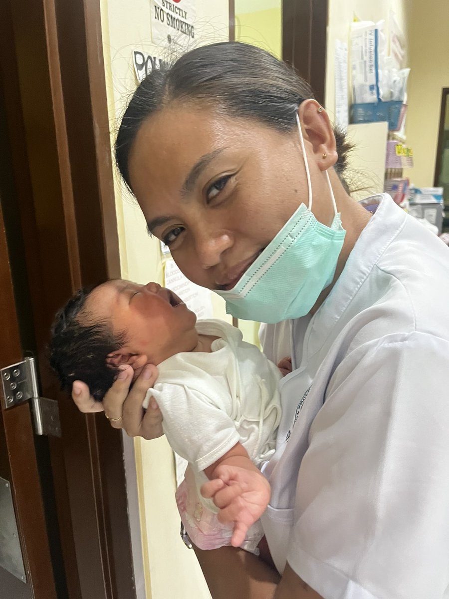 esterbeth_m's tweet photo. Newborns are gift from heaven. Being one of the delivery room nurses is a privilege, witnessing miracle of life is such a blessing. 🫀

• photo with consent • https://t.co/Fdkkw4uXig