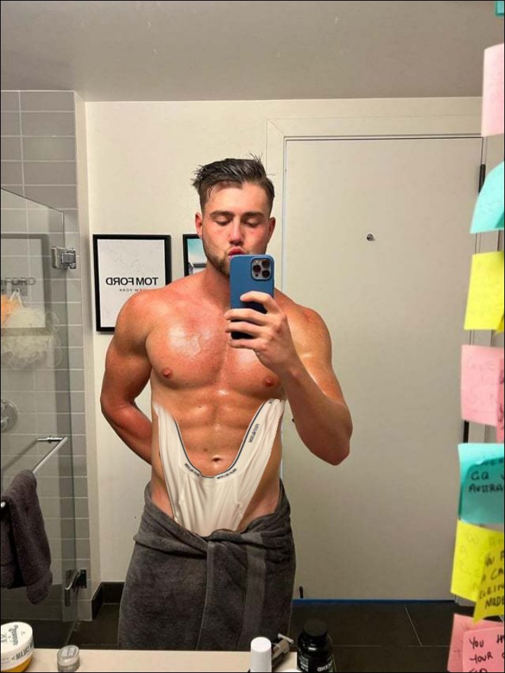 prismaticallyme tweet media