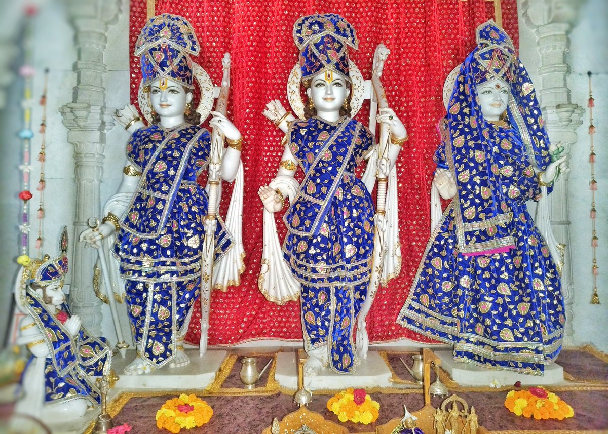 Somnath_Temple's tweet photo. श्री राम मंदिर, प्रभासक्षेत्र - गुजरात (सौराष्ट्र),
दिनांकः 24 मई 2025,वैशाख कृष्ण द्वादशी - शनिवार
मध्याह्न शृंगार
05252426

प्रभास तीर्थ में हिरण्या नदी के किनारे बिराजमान भगवान श्रीराम प्रभु के तीर्थ पहुंचने के लिए लोकेशन लिंक:🛕📍https://t.co/mebs2rKBKc https://t.co/IGoo4Yxrnn