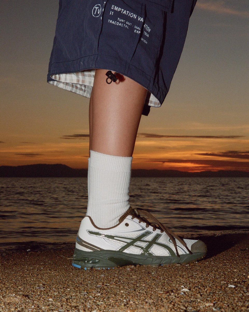 The Temptation Vacation x ASICS Gel DS Trainer 14 is live early at August Shop.

august-shop.com/products/asics…

📸: temptationvacation (IG)
