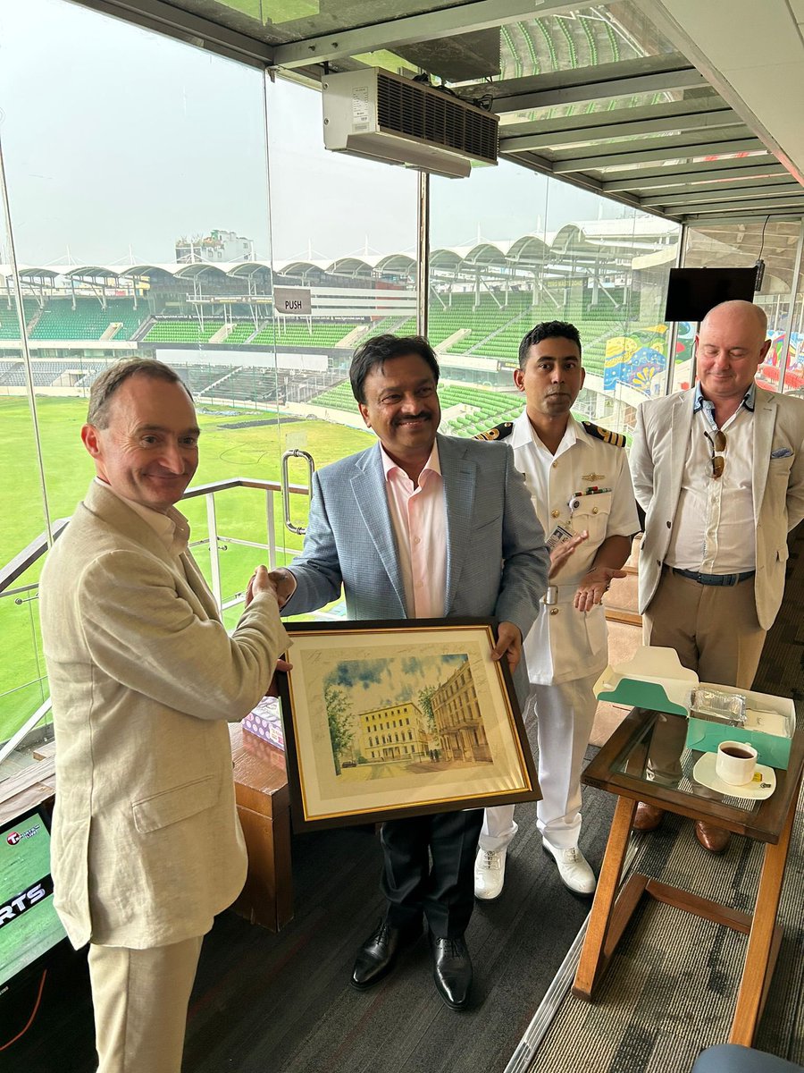 Sir George Norton tweet media