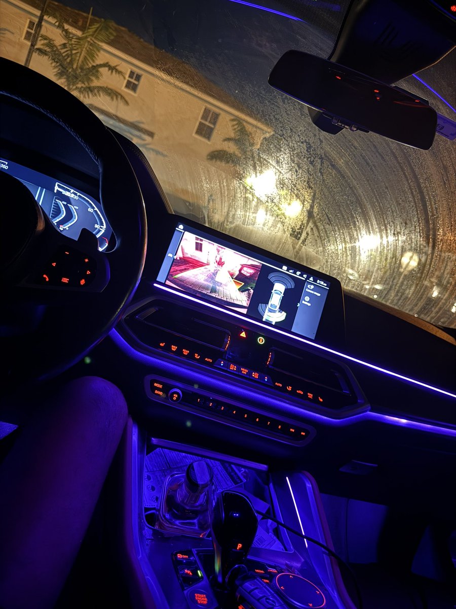 LinwoodDre's tweet photo. Solo drink in the whip be therapeutic 😅 https://t.co/KtSJVJWUyf