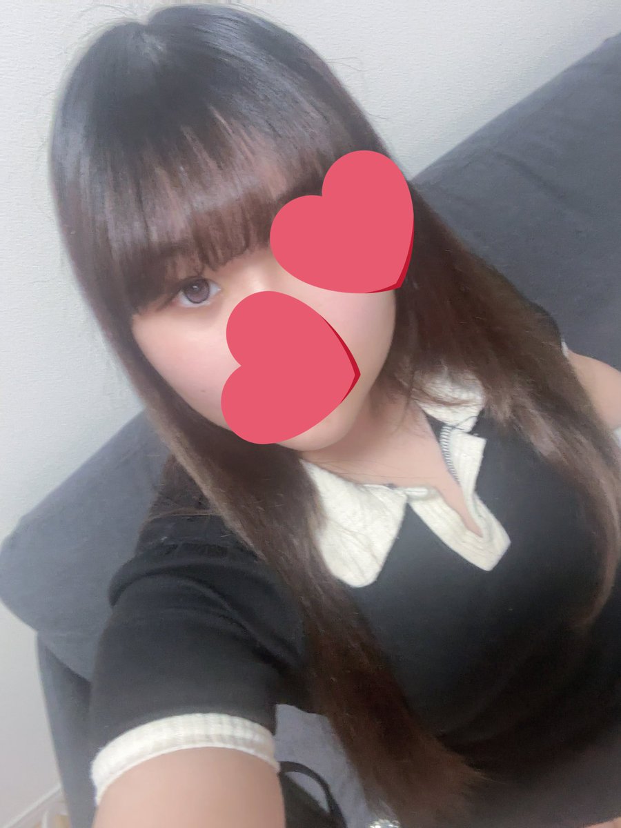 りん出勤しました〜💕

雨の日って気持ちもどんより
しちゃいますよね☔️

そんな時こそりんのマッサージで
リフレッシュいかがですか？🥰

今すぐご案内🉑です！
27時までいるので会いに来て〜💖
ご予約お待ちしております🍀.*
 #メンエス高岳  #メンズエステ高岳