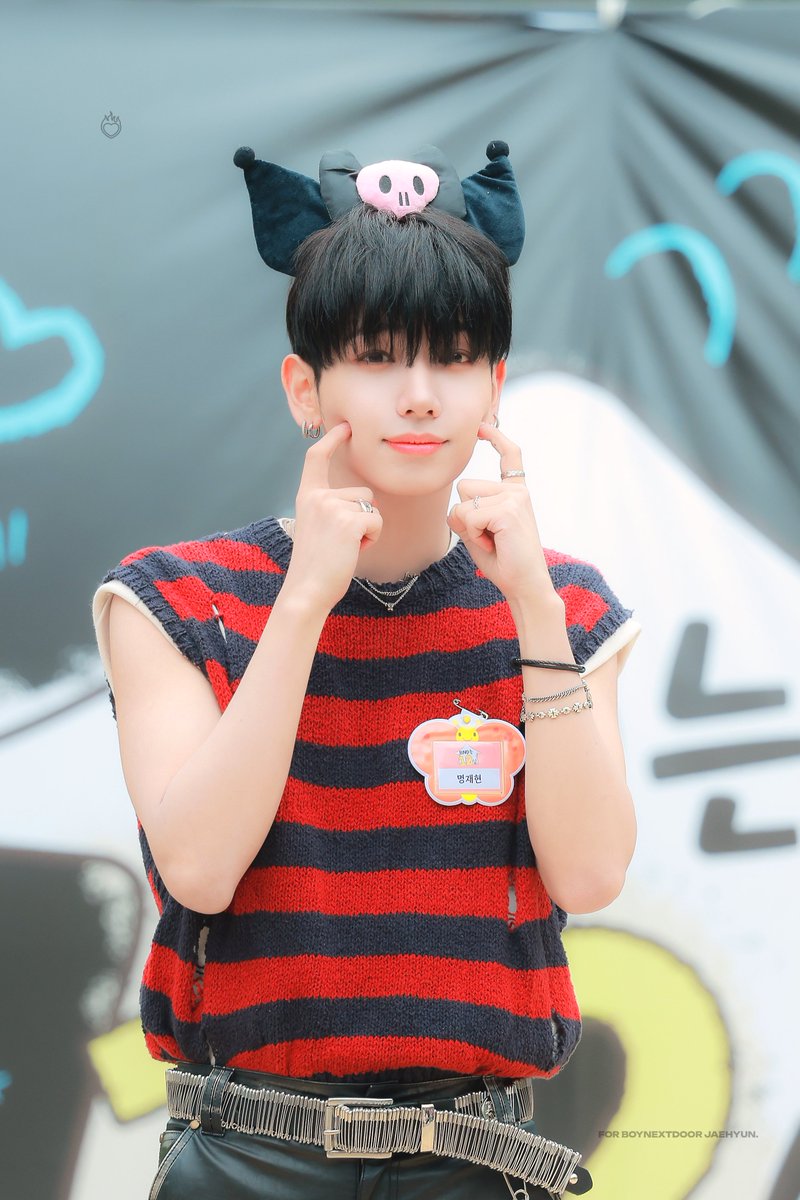 250524 말랑 ..

#보이넥스트도어 #BOYNEXTDOOR #명재현 #JAEHYUN