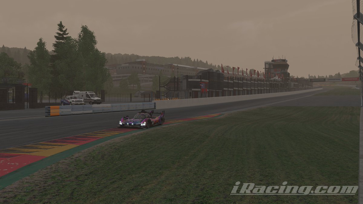 Sorpresa! Había más gente en FCT. Hoy volvemos con, <a href="/xSusoCM/">𝗦 𝗨 𝗦 𝗢 🇪🇦</a> , <a href="/AsOmApU/">Mario Urrios Rodríguez</a> y <a href="/AlvaroMeedraano/">Alvaro Medrano</a>, en el siempre emblemático circuito de SPA, con el Ferrari GTP. Bienvenidos a la Global Endurance, 6h multiclase donde puede pasar de todo, y con posible lluvia... 
Suerte chicos!
9:00⏳