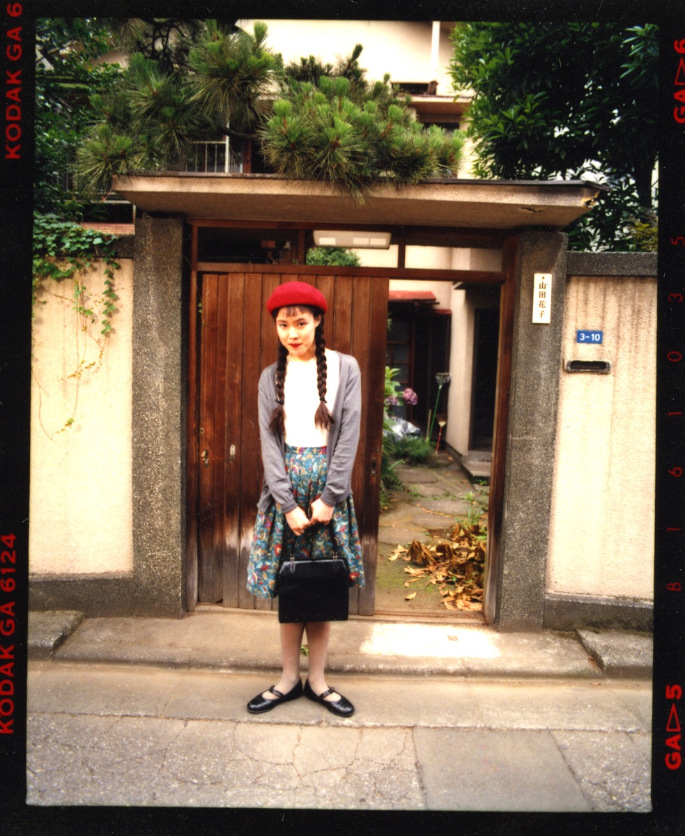seirinkogeisha's tweet photo. 本日5月24日は漫画家・山田花子の命日です（享年24）。人間関係における齟齬・抑圧・疎外感をテーマとした作品は今もなお生きづらさを抱える人々に読み継がれています。電子書籍（漫画）→ https://t.co/Yfqi9b1Xe3
画像1：撮影・滝本淳助　画像2,3：山田花子マンガ制作メモより https://t.co/uap46ZlArC