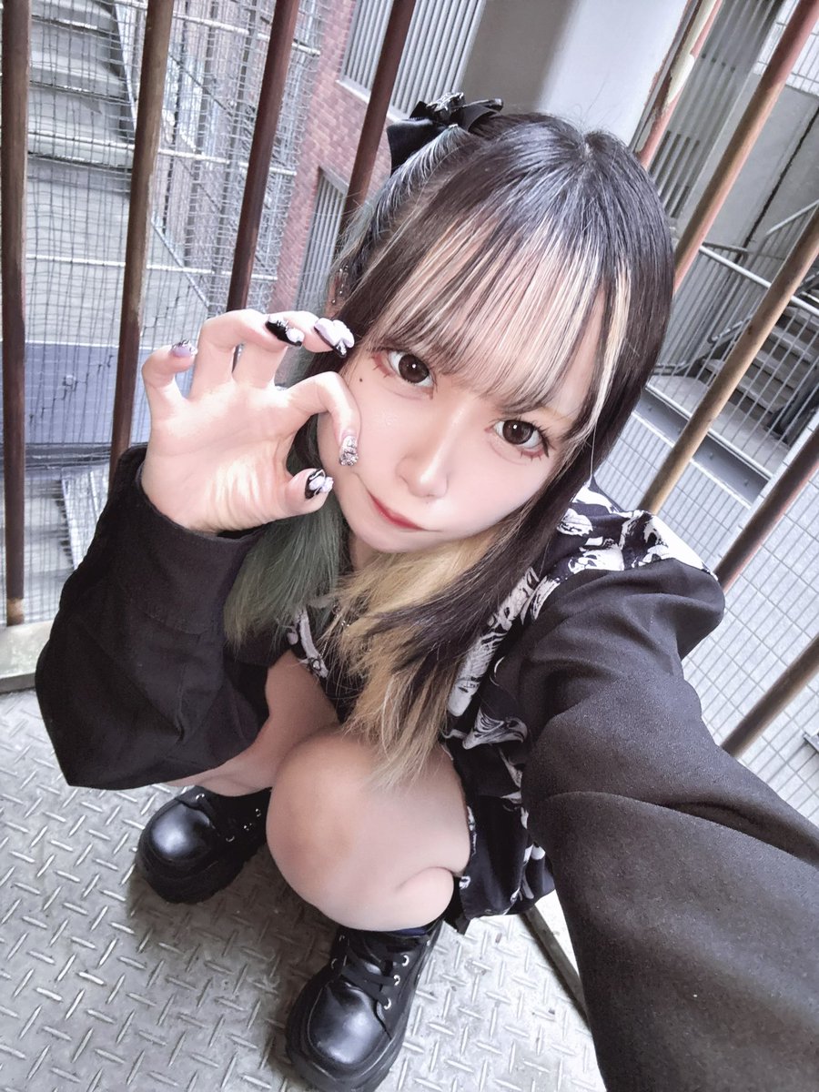 君の首を絞める夢を見た

#コンカフェ  #秋葉原  #営業  #コンカフェ嬢  #自撮り界隈  #自撮り界隈さんと繋がりたい  #雰囲気  #美男美女さんとつながりたい #いいねした人フォローする  #いいね返し #いいねした人全員フォロー